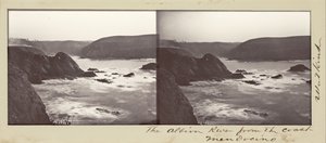 De Albion Rivier vanaf de Kust, Mendocino door Carleton Watkins