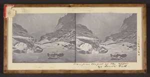 Uitzicht vanaf de voet van de Upper Yo Semite Fall door Carleton Watkins