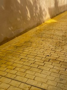 Compositie - Trottoirs en schaduwen, 2022 (foto)