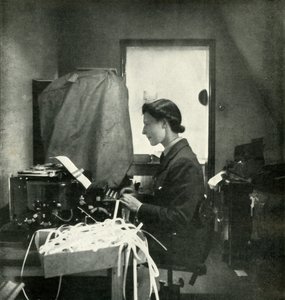 Code en Cijfer Officier door Cecil Beaton