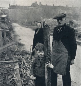 Oostkant familie, 1941 door Cecil Beaton