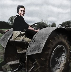 Landmeisje, 1941