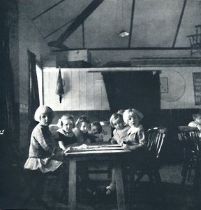 Lessen voor Londense kinderen in de dorpshal, 1941 door Cecil Beaton