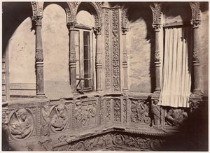 Zaragoza, Patio de la Casa Conocida con el Nombre de los Infantes door Charles Clifford