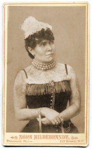 Portret van Nora Hilderbrandt, ca. 1893