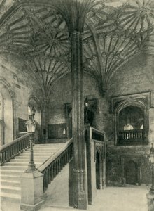 Fan Pillar en dak buiten Christchurch Hall, 1902 door Charles Gillman and Co