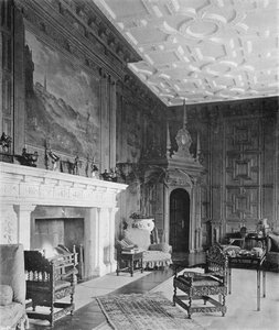 Broughton Castle: De Salon door Charles Latham