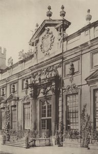 Drayton Park, Northants, de Binneningang door Charles Latham