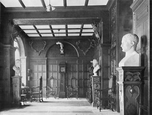 Inkomhal door Charles Latham