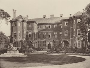 Ham House, Petersham, de Ingangszijde door Charles Latham