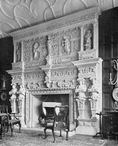 De Schouw in de Salon, South Wraxall Manor, uit 