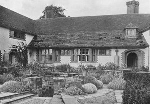 De Tuincourt door Charles Latham
