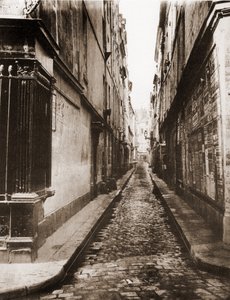 Rue Visconti in Parijs gezien vanaf de rue de Seine. 6e arrondissement