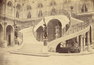 [Trap, interieur van het Hôtel de Ville] door Charles Marville