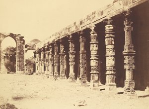 Interieur van de Hindoe Tempel in Kootub
