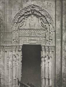 Kathedraal van Chartres: Rechterdeur van het Koninklijk Portaal met Onze-Lieve-Vrouw van Chartres door Charles Nègre