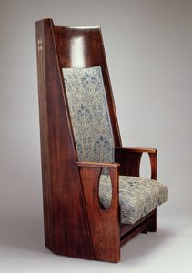 Een van een paar fauteuils voor de Blauwe Slaapkamer, HousHill, Glasgow, 1905 door Charles Rennie Mackintosh