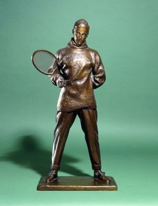 Een bronzen figuur van Z.K.H. De Prins van Wales, later Edward VIII, gekleed voor tennis, c.1920s-1930s