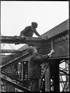 Sloop van de Waterloo-brug, Lambeth, Greater London Authority, 1936