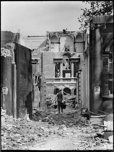 Pembroke House, Whitehall Gardens, Whitehall, City of Westminster, GLA, late 1930s door Charles William Prickett