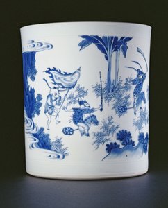 Blauw-witte penseelpot beschilderd met een dame en jongens die op stokpaardjes spelen, Chongzheng, 1630-44 (porselein)