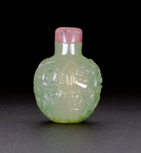 Jade snuiffles, ca.1780-1850 door Chinese School