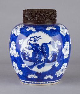 Pot (met deksel en drakendesign), 1662-1722