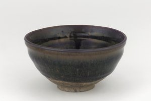 Theekom in de stijl van Jian-waar, Nanping, Fujian provincie, Zuidelijke Song- of Yuan-dynastie, 13e-14e eeuw