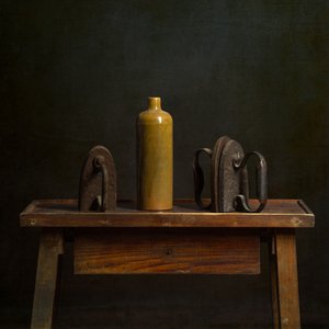 Vintage stilleven met ijzerwerk