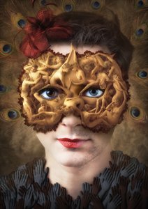 Gouden masker van dualiteit