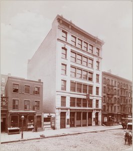 Straatscènes door Company Byron