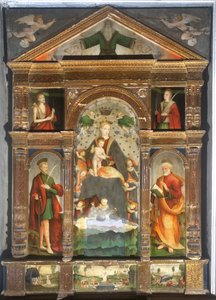 Gekroonde Madonna en Kind met Engelen, Sint Paulus, Sint Petrus door Cristoforo (fl.1525 1578) & Pancalino Raffaele (fl.1514 1573) Pancalino