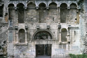 Porta Aurea bij het paleis van Diocletianus, c.AD 300