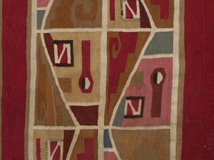 Tuniek met profielhoofden en getrapte fretwerk, ca. 650-800 door Culture Huari