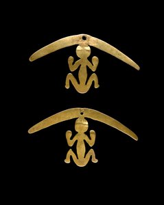 Paar oorhangers, 600-1600 AD door Culture Nariño
