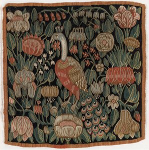 Wandtapijtkussenhoes die een vogel te midden van bloemen uitbeeldt, gemaakt in Sleeswijk-Holstein, Denemarken, c.1690