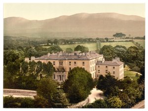 Great Southern Hotel, Killarney, County Kerry, Ierland, ca. 1890-1900 door Detroit Publishing Co.