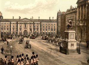 College Green, Dublin, ca. 1890-1900 (fotochrom) door Detroit Publishing Co.