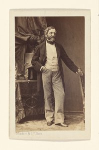 Portret van een man met baard