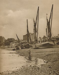 Aangestrande Aken bij Mortlake met Eb
