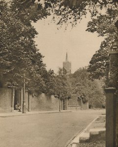 Hampstead Kerk vanaf de Bladerrijke Muren van Frognal Lane door Donald McLeish