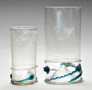 Twee Façon-de-Venise glazen 