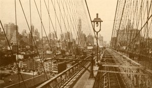 Lower Manhattan gezien door het netwerk van kabels op de Brooklyn Suspension Bridge door ENA