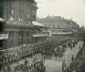 De Koninklijke Processie: Aides-De-Camp Passeren de United Service Club door E. and S. Woodbury
