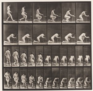 Plaat 254. Knielen, ellebogen op stoel, handen gevouwen door Eadweard Muybridge