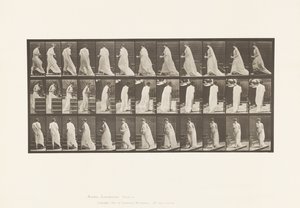 Plaat 97. Draaien om trappen op te gaan, met kruik en beker in handen door Eadweard Muybridge