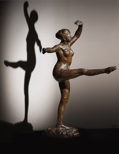 Danser, Vierde positie voor, op linkerbeen, Derde studie, ca. 1882-1885; ca. 1919-1937