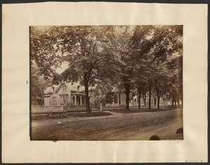 [Huizen, Maple City]. door Edward H. Hart