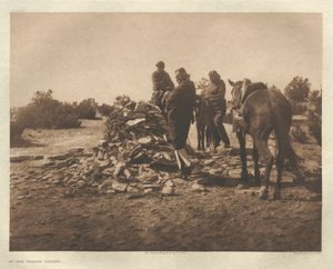 Portfolio I, Plaat 30: Bij het heiligdom-Navaho door Edward S. Curtis