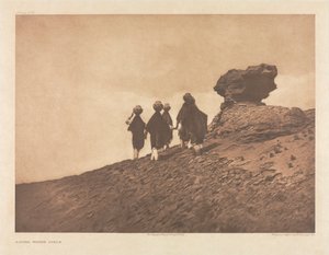 Portfolio XVI, Plaat 573: Acoma watermeisjes door Edward S. Curtis